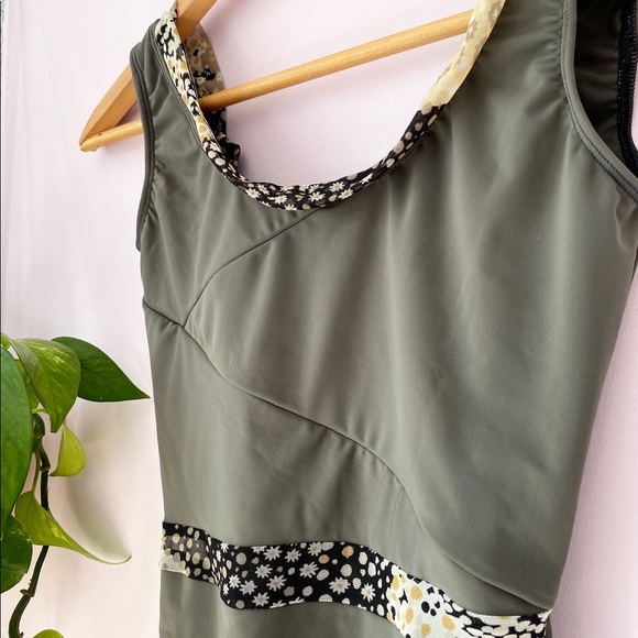 Ballet Leotard Adult M - Picture 2 of 3